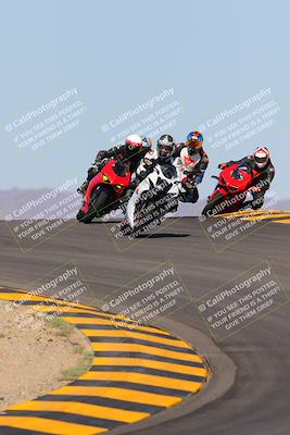 media/Oct-09-2022-SoCal Trackdays (Sun) [[95640aeeb6]]/Turns 9 and 10 (1050am)/